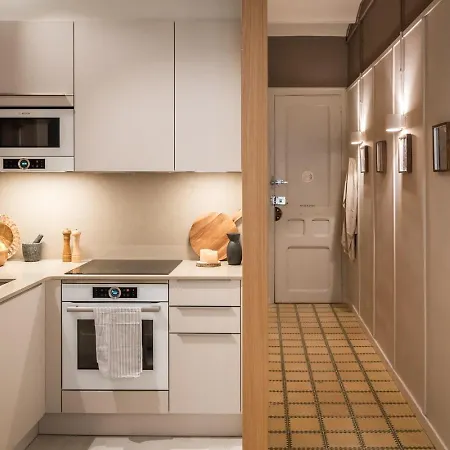 Tomini - 2 Bedrooms In Eixample Esquerra *