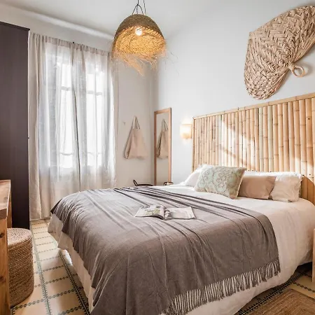 Tomini - 2 Bedrooms In Eixample Esquerra Apartment