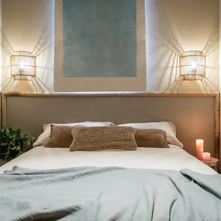 Lägenhet Tomini - 2 Bedrooms In Eixample Esquerra